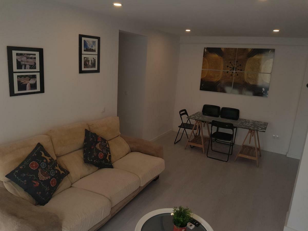 Carmen Apartments Station マラガ エクステリア 写真